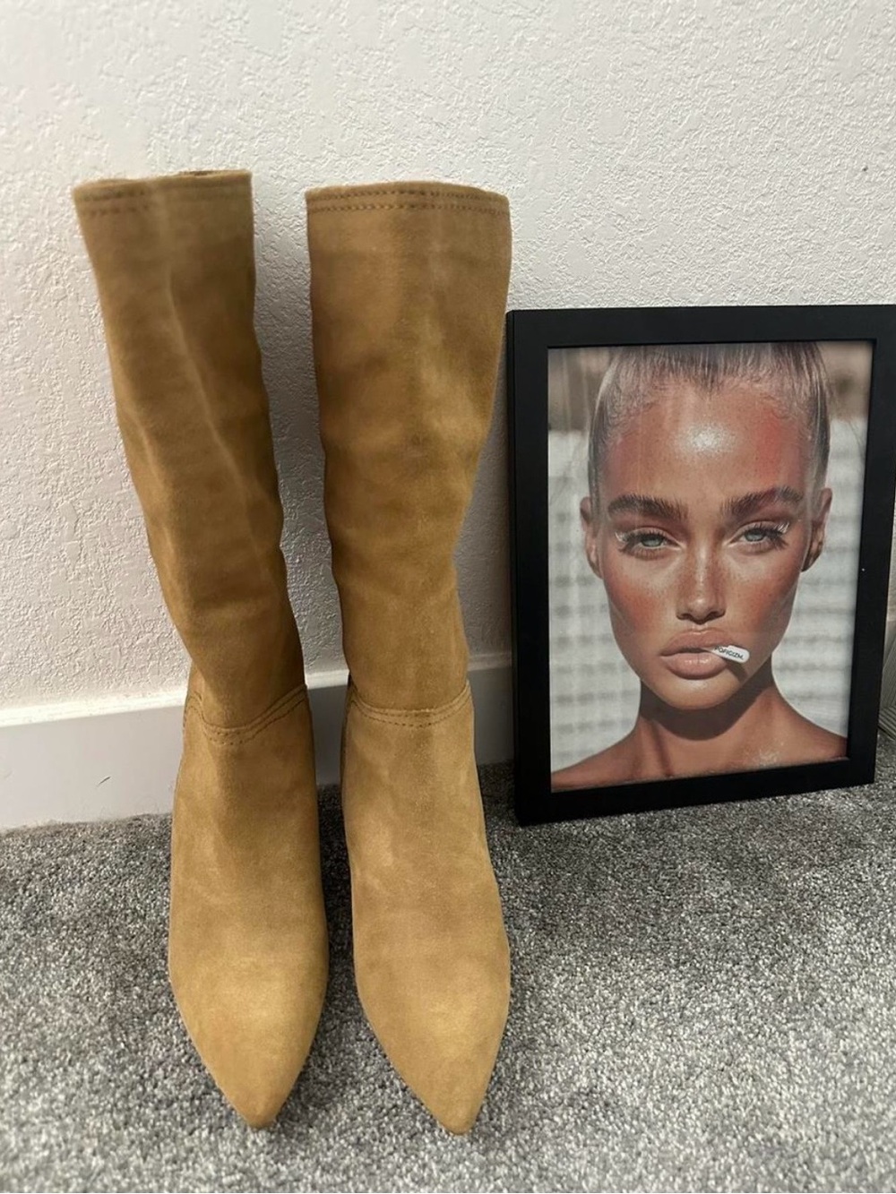 Zara Tan Suede
Mid-Calf Heeled Boots, Size 36
(5.5-6)